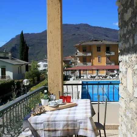 Anna 701 - Gardagate * Tignale
